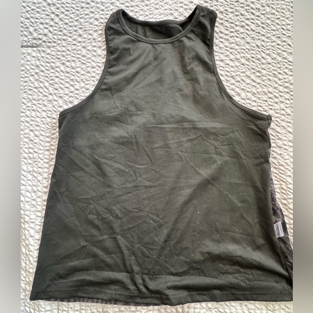 ⚠️Sleeveless Tank Top⚠️